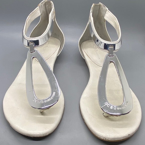 white sandals size 7